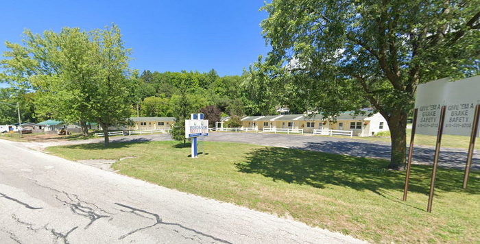 Honor Motel (Honor Court) - From Website (newer photo)